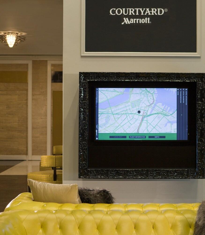 Courtyard By Marriott Boston Downtown Hotel Exterior photo